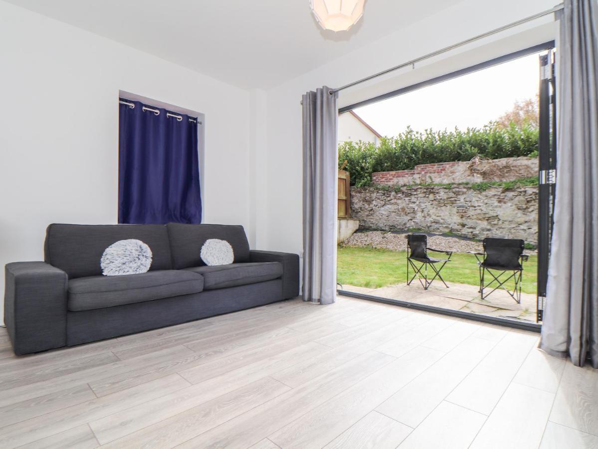 1 Queensway Gardens Hayle Exterior foto