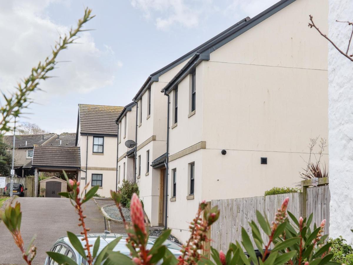 1 Queensway Gardens Hayle Exterior foto